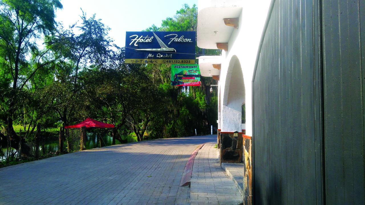 Hotel Falcon Tamasopo Zewnętrze zdjęcie